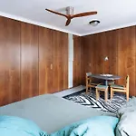 Bright & Modern Studio With Great Sun Exposure